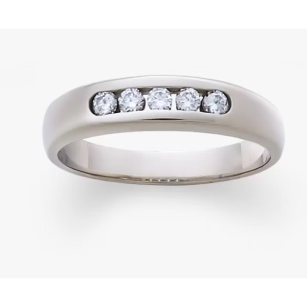 5 diamond band ring, 18 k White Gold, James Avery ring, size 6